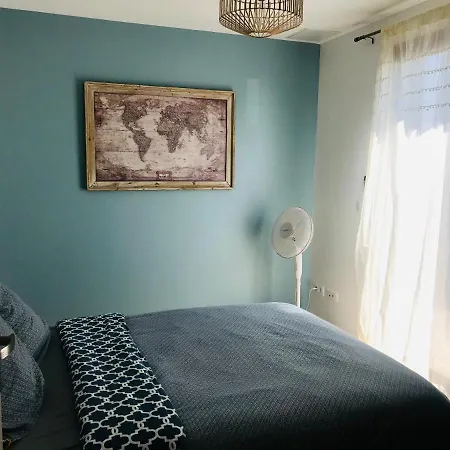 Bellenbois Avec Piscine Privée , Proche La Rochelle Villa