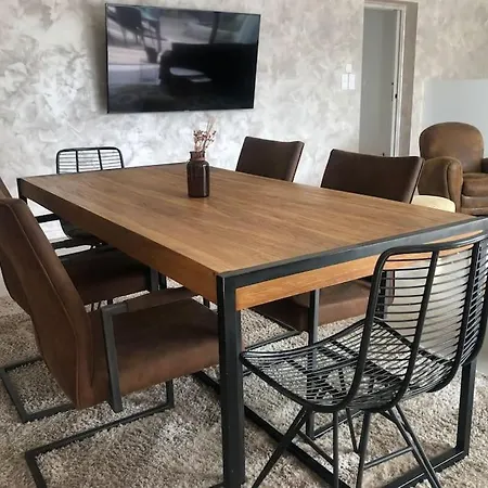 Villa Bellenbois Avec Piscine Privée , Proche La Rochelle