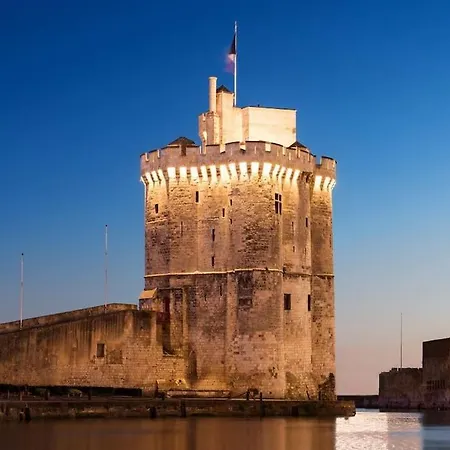 Bellenbois Avec Piscine Privée , Proche La Rochelle Sainte-Soulle