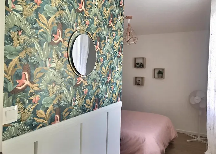 Villa Exceptionnelle Piscine Et Jardin Prive Sejour De Gamme Proche La Rochelle Sainte-Soulle